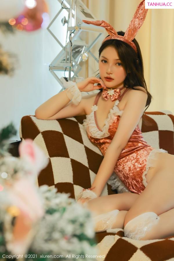 兔妹妹  [XiuRen]高清写真图 2021.12.15 No.4340 兔妹妹第33张图片